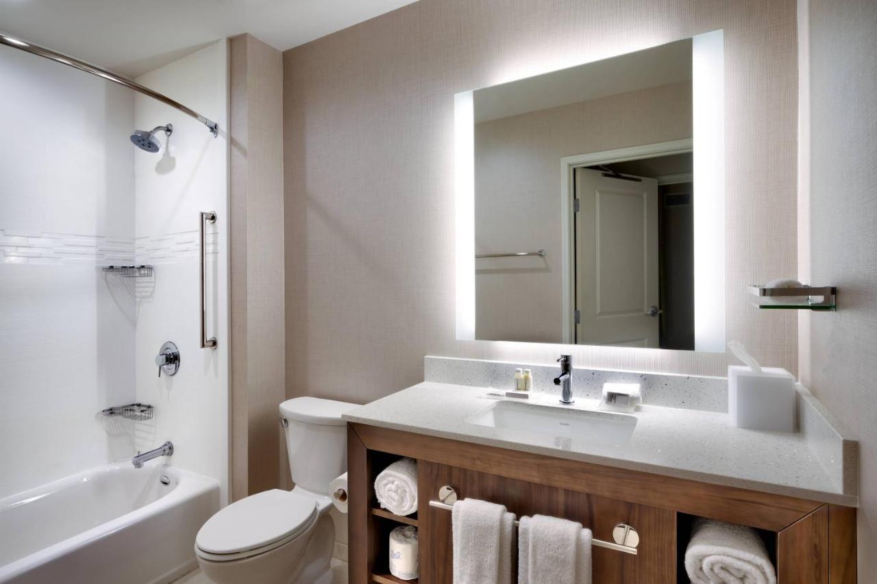 Hotel By Marriott La Quinta